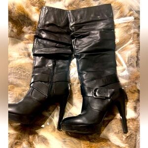 Women's INC International Concepts black leather boots size 8M